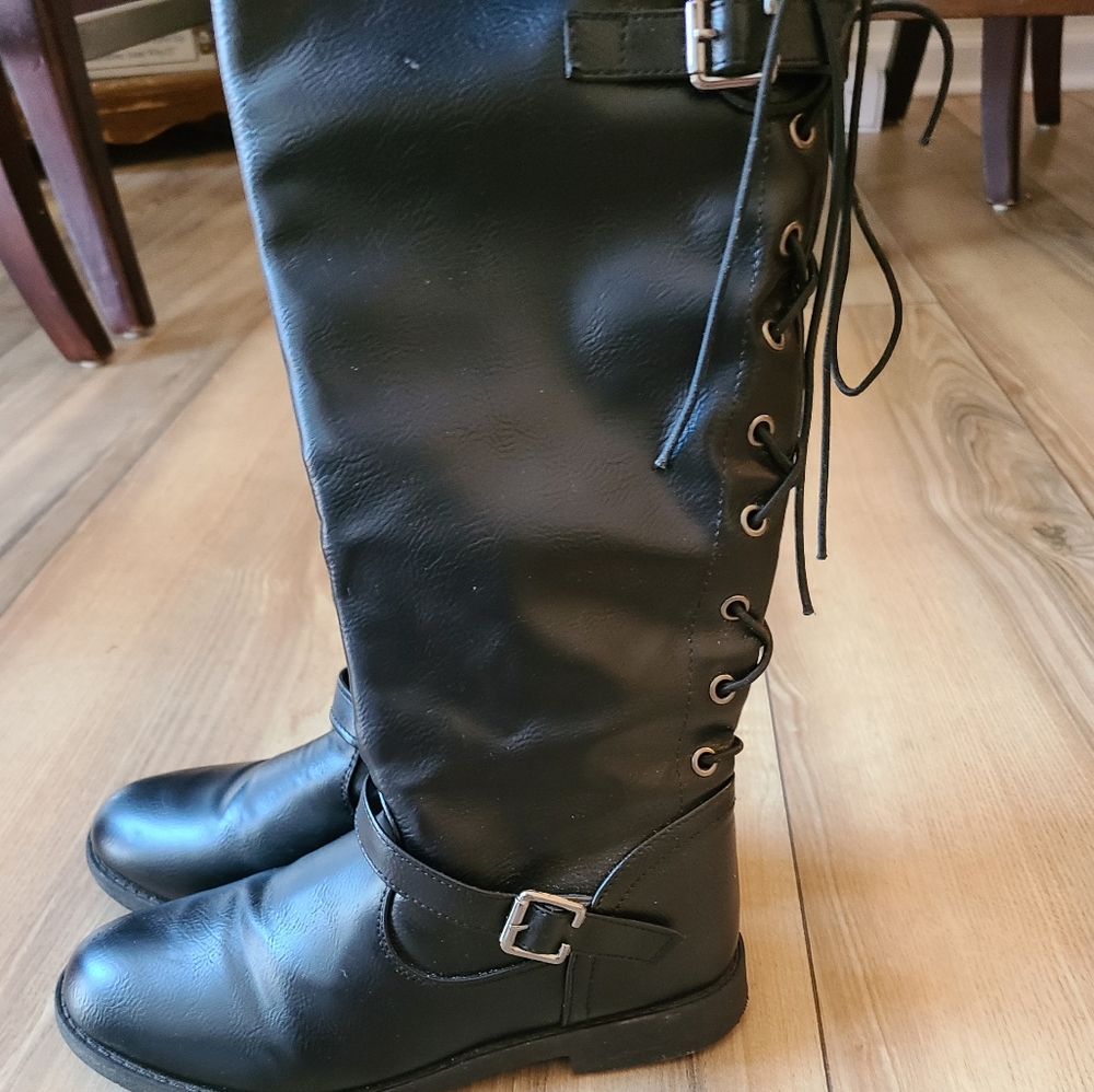 Girls Lace Up Knee Boot